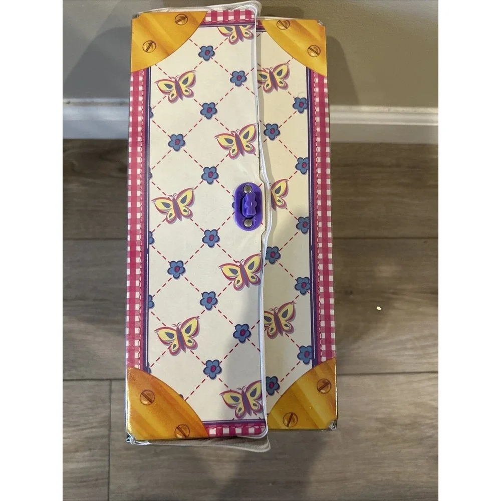 Barbie Doll 1997 Travel Carry Case Trunk No. 12010‎ Tara Toy Corp. Pink Plaid